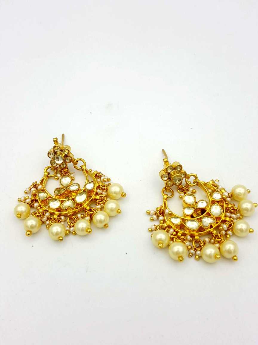 kundan-earring-ERKU18047TZPLHG