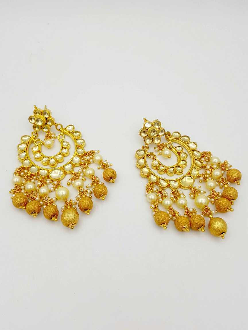 kundan-earring-ERKU18193TZHG