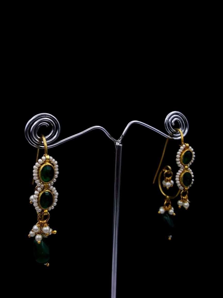 kundan-earring-ERKU18283GNHG