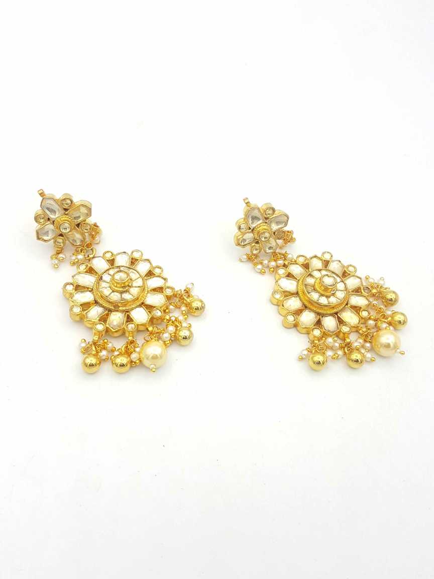 kundan-earring-ERKU18335TZHG
