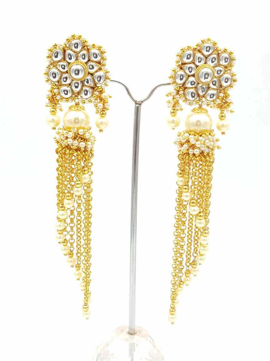 kundan-earring-ERKU18438CLHG