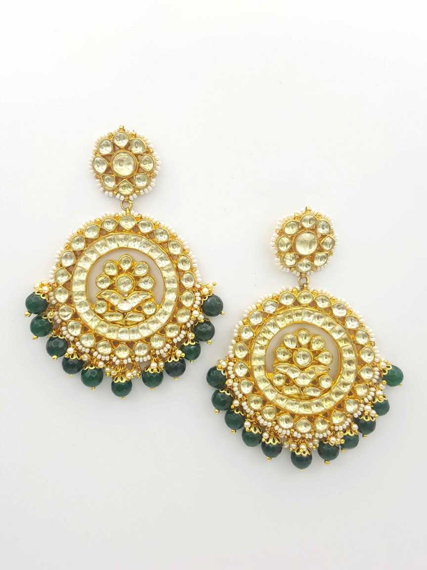 kundan-earring-ERKU19010TZEMHG