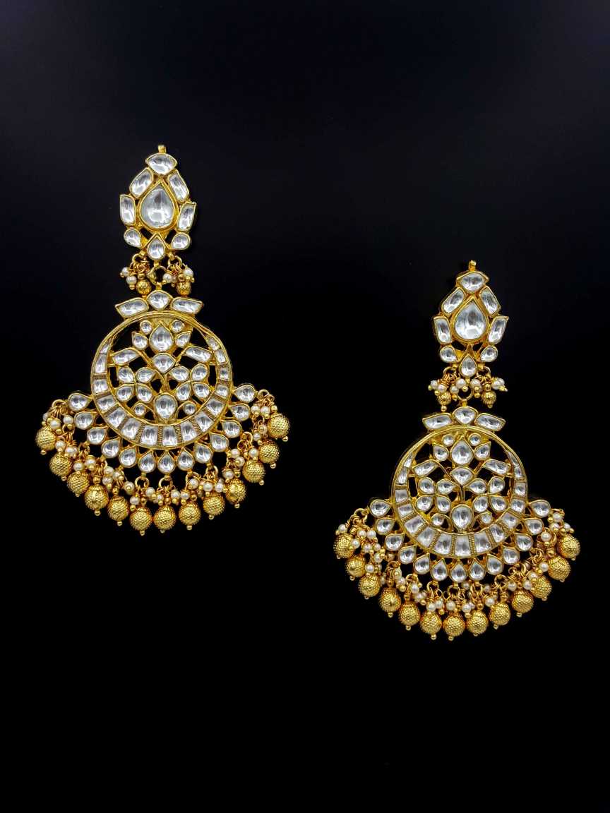 kundan-earring-ERKU19251CLGDHG