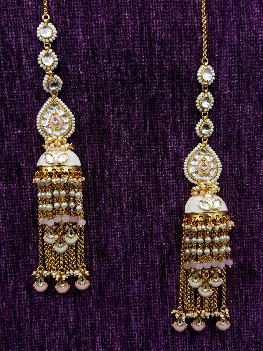 kundan-earring-ERKU19963WHPKHG