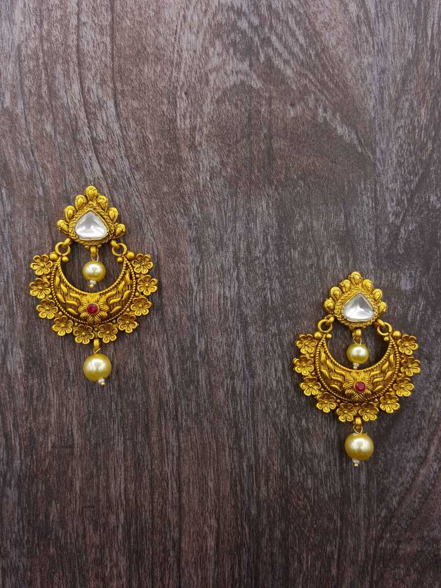 kundan-earring-ERKU20547RNGT