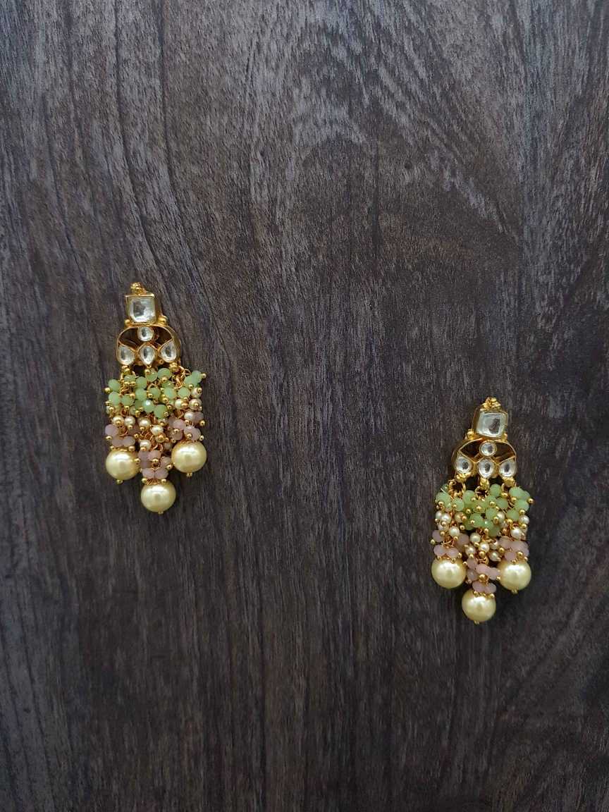 kundan-earring-ERKU21004PKGMHG