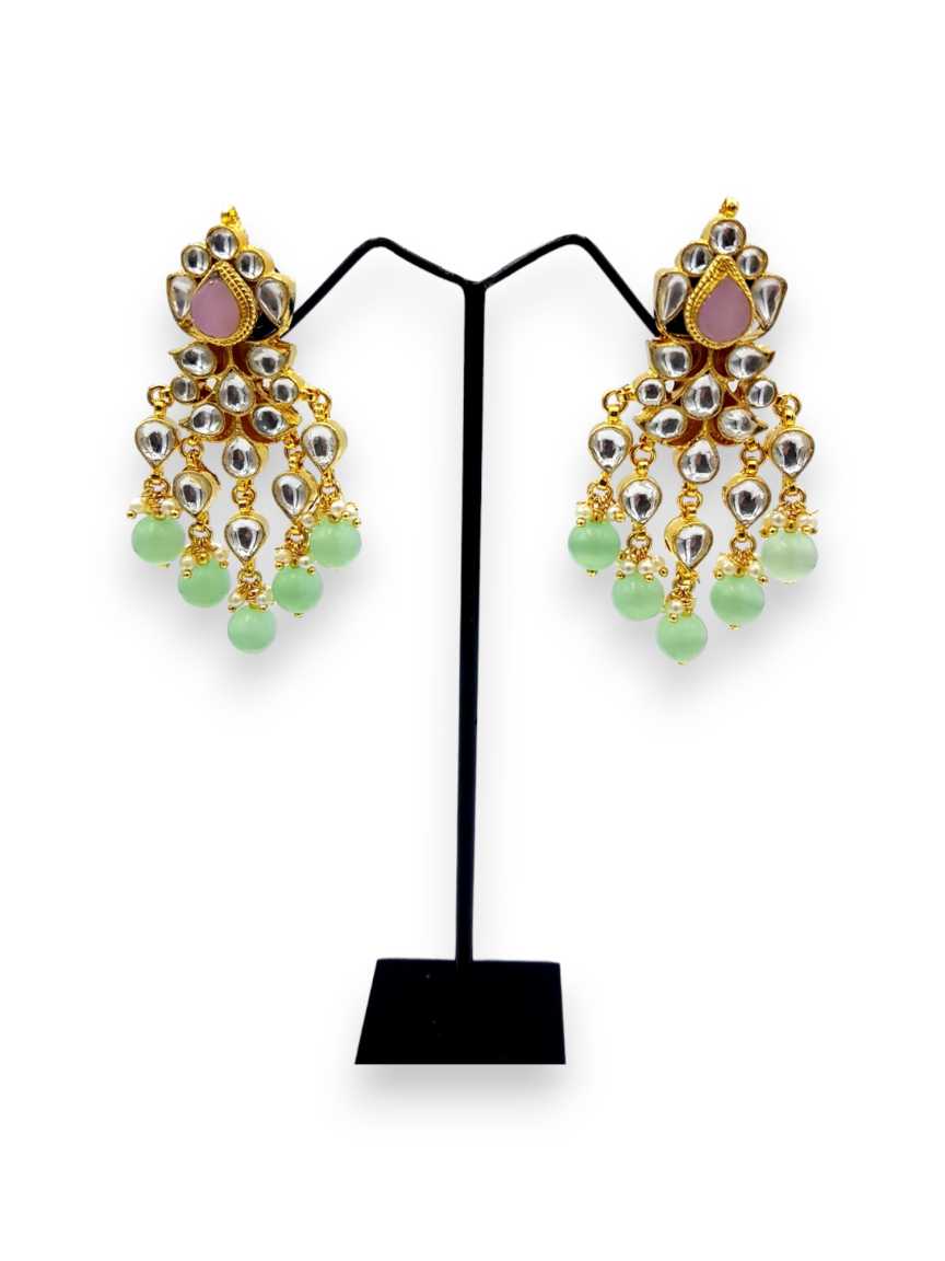 kundan-earring-ERKU22455PKGMHG