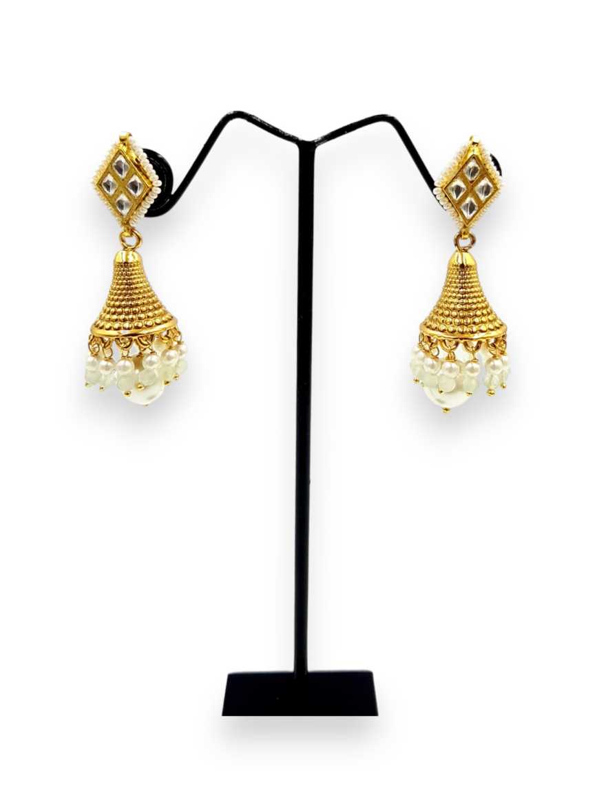 kundan-earring-ERKU22480GMHG