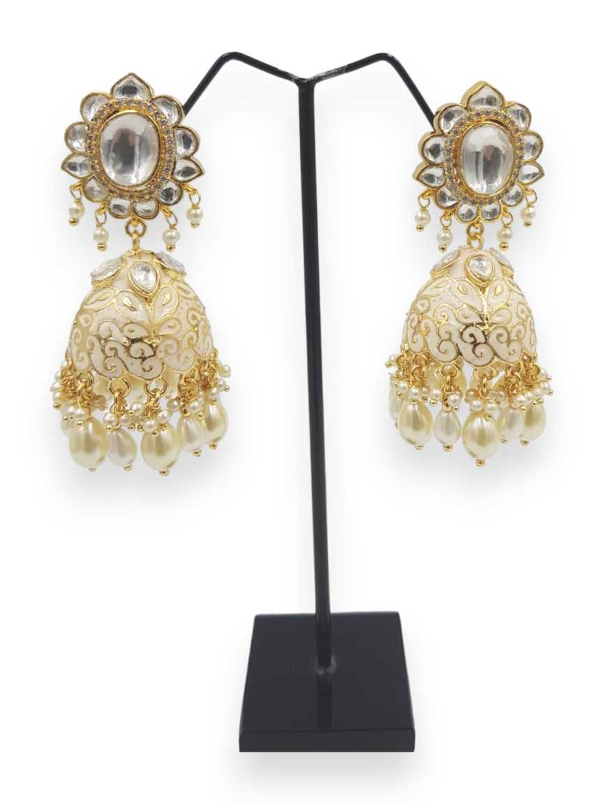kundan-earring-ERKU22646WHHG