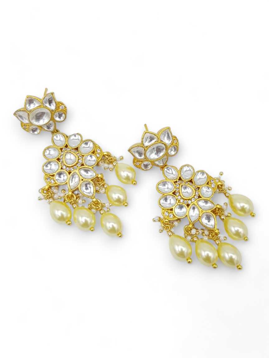 EARRING IN JADAU KUNDAN STYLE | DESIGN - 23078