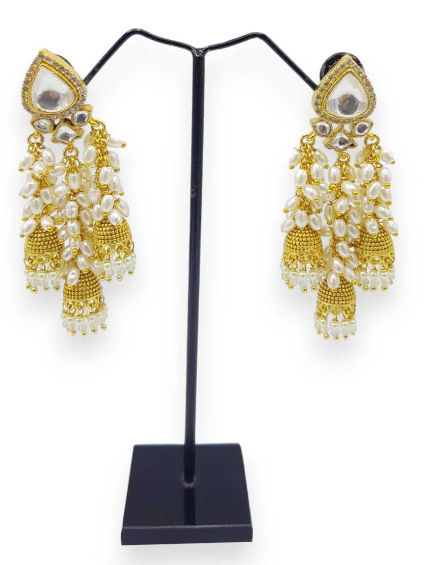 kundan-earring-ERKU23105CLGMHG