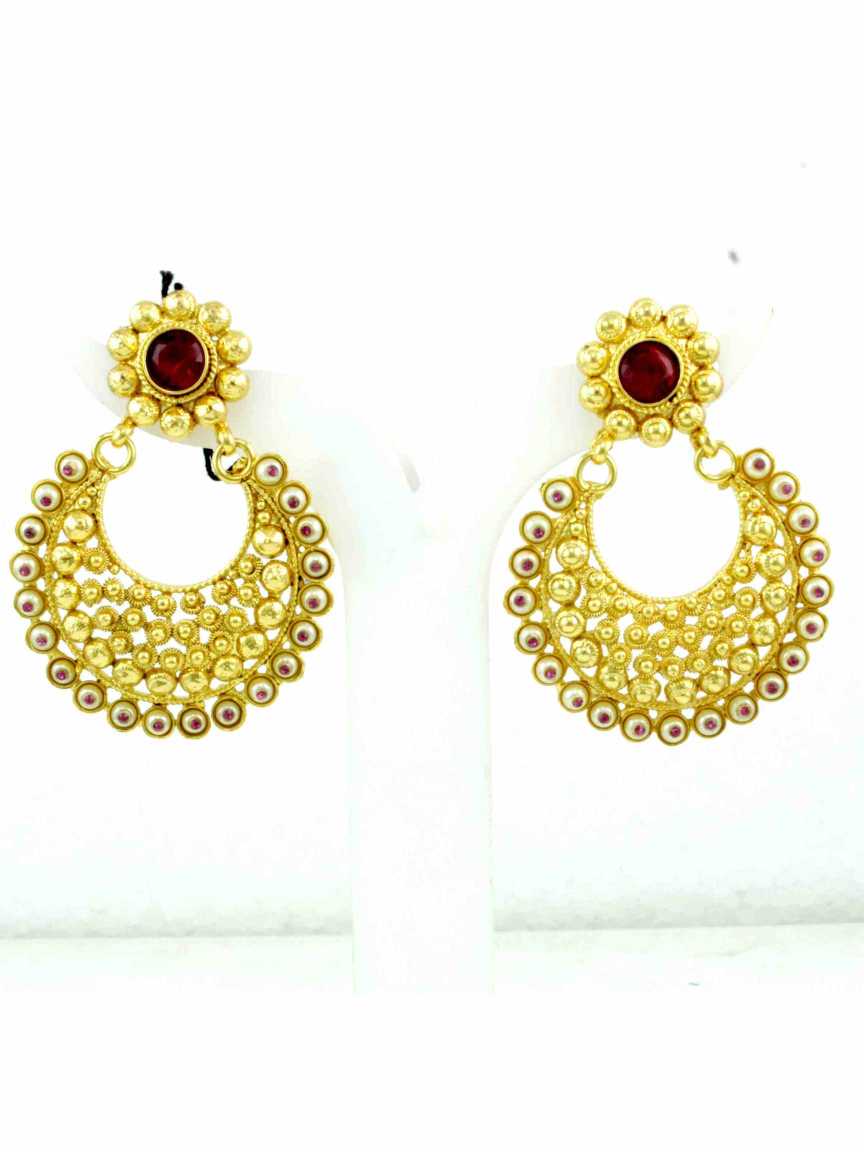 gold-earring-ERPG11997RNHG
