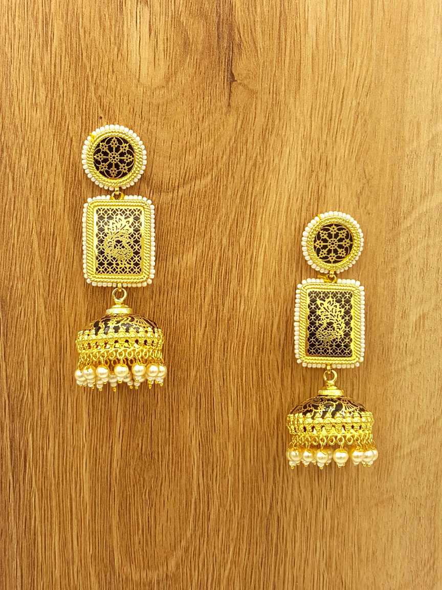 theva-earring-ERTV18800BKHG