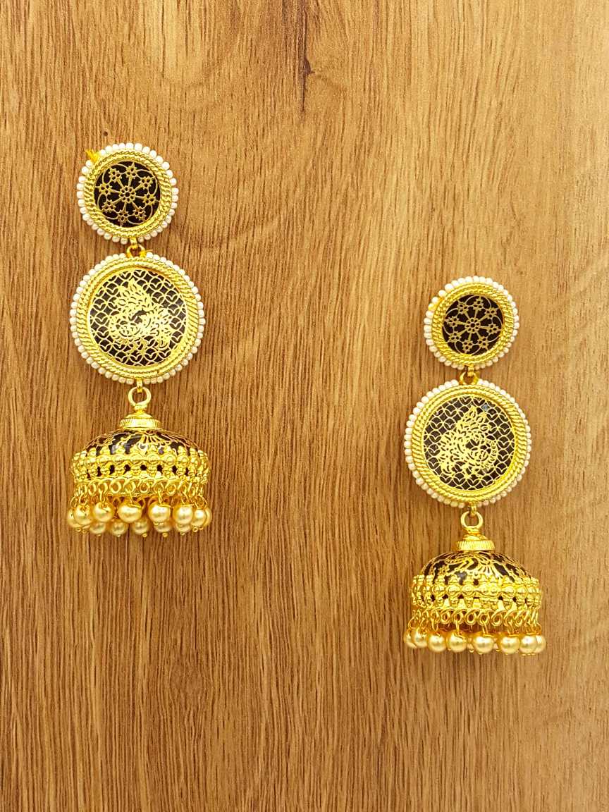 theva-earring-ERTV18803BKHG