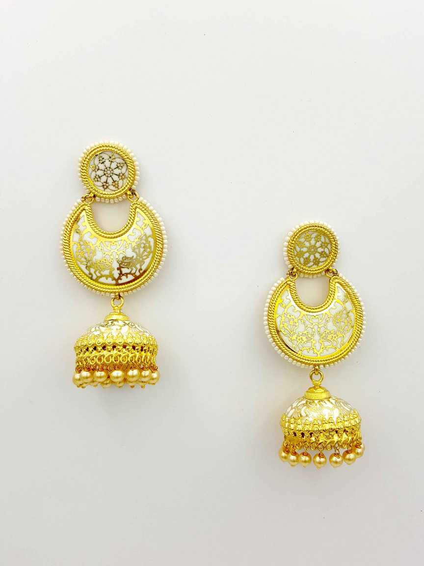 theva-earring-ERTV19227WHHG