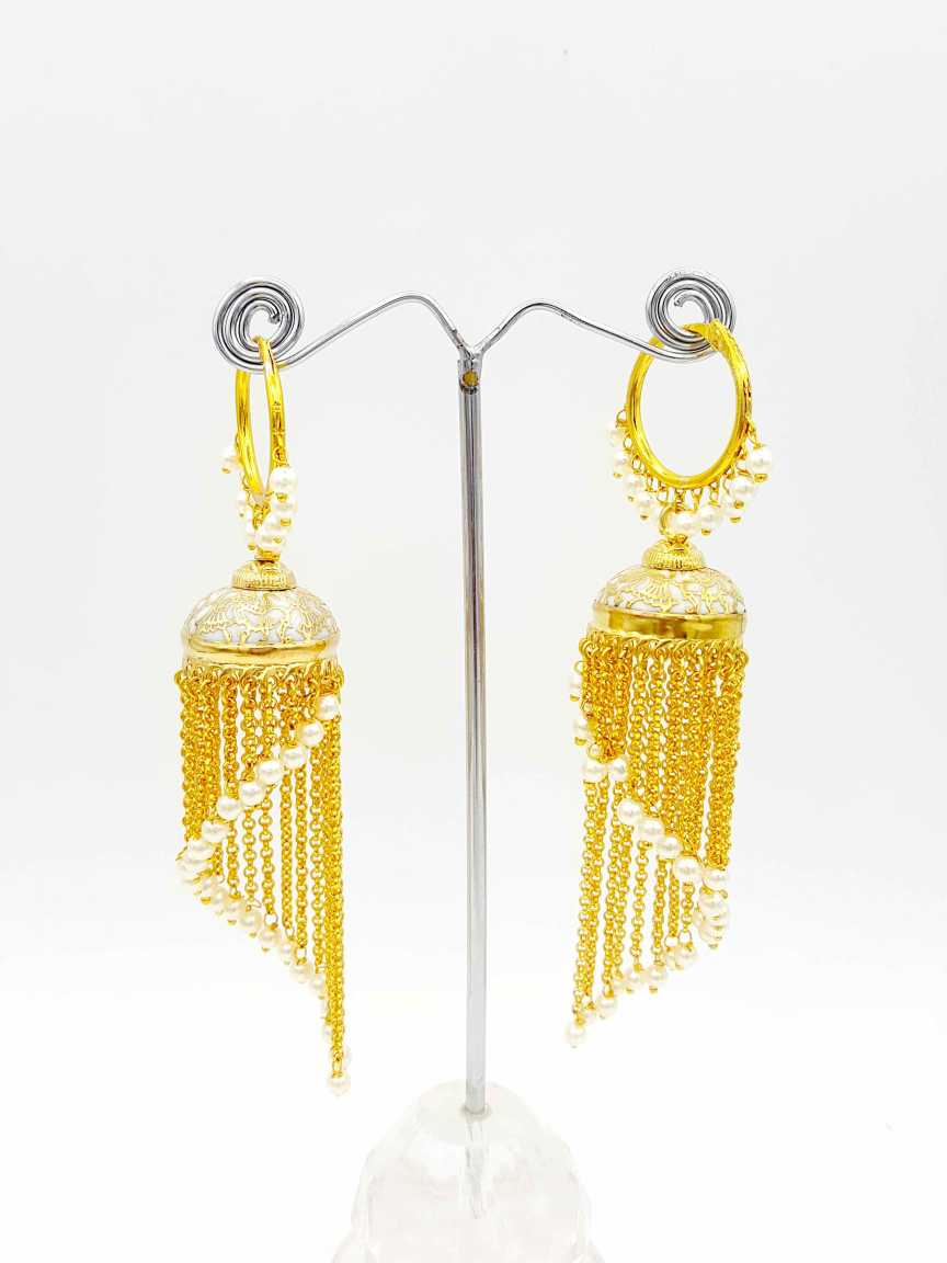 theva-earring-ERTV19228WHHG