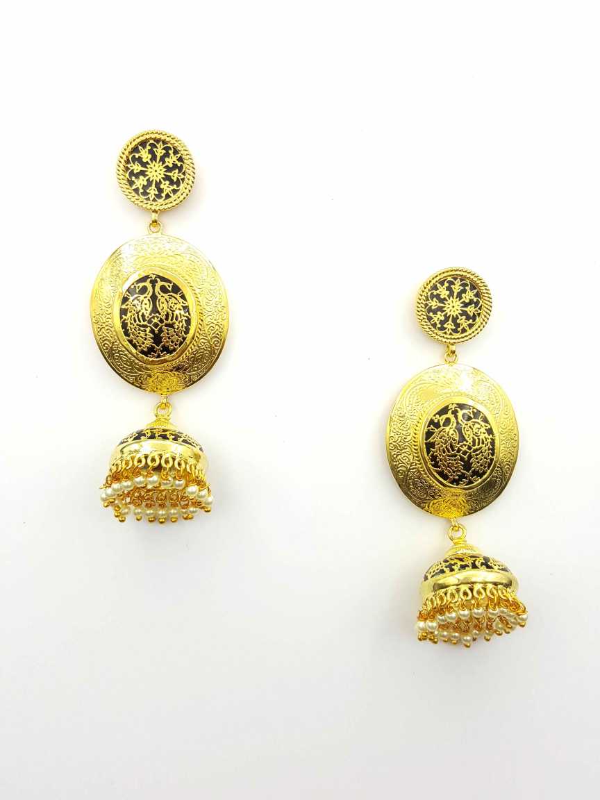 EARRING in THEVA WORK Style | Design - 19420