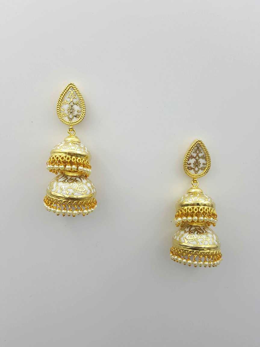 theva-earring-ERTV19651WHHG