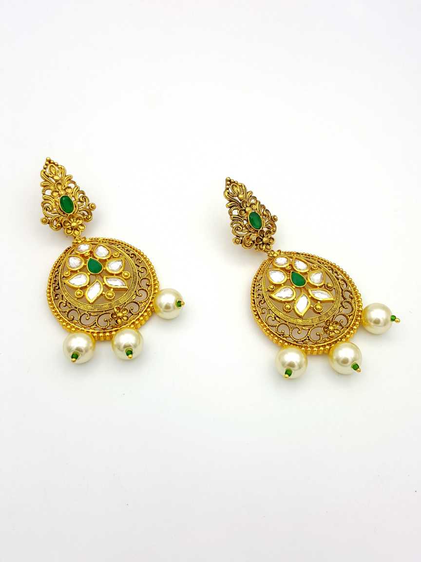 EARRING in VILANDI KUNDAN Style | Design - 17719