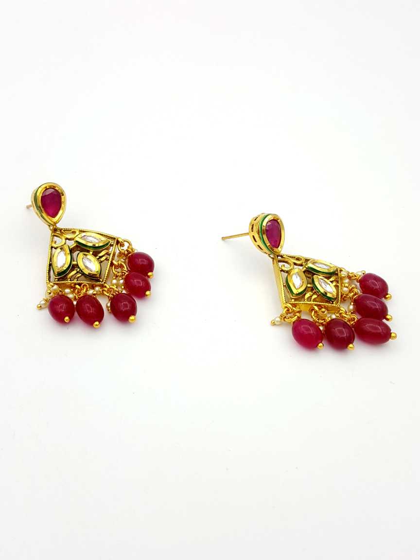 EARRING in VILANDI KUNDAN Style | Design - 17860