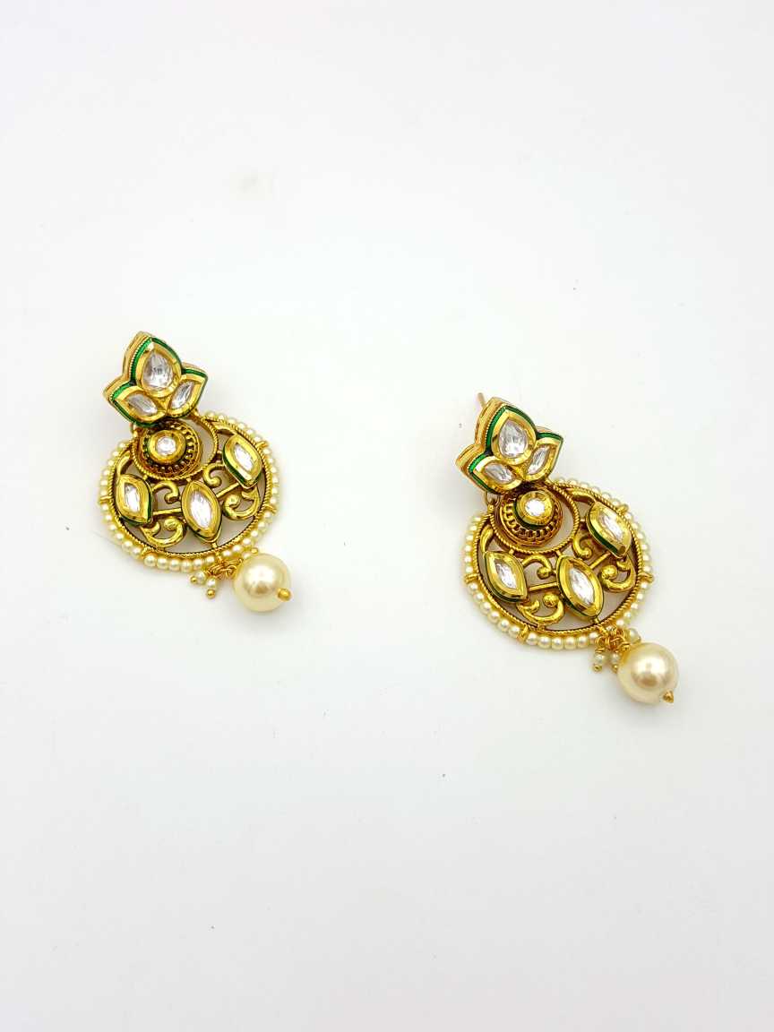 EARRING in VILANDI KUNDAN Style | Design - 17927