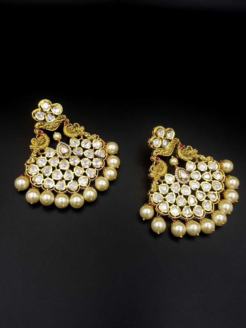 EARRING in VILANDI KUNDAN Style | Design - 18588