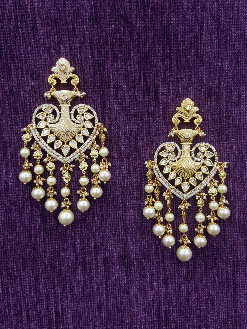vilandi-earring-ERVL20129WHHG