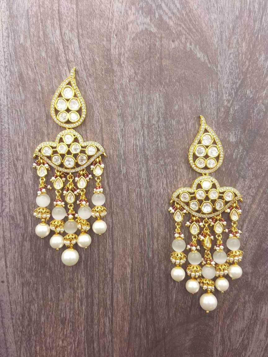 vilandi-earring-ERVL20252WHRNHG