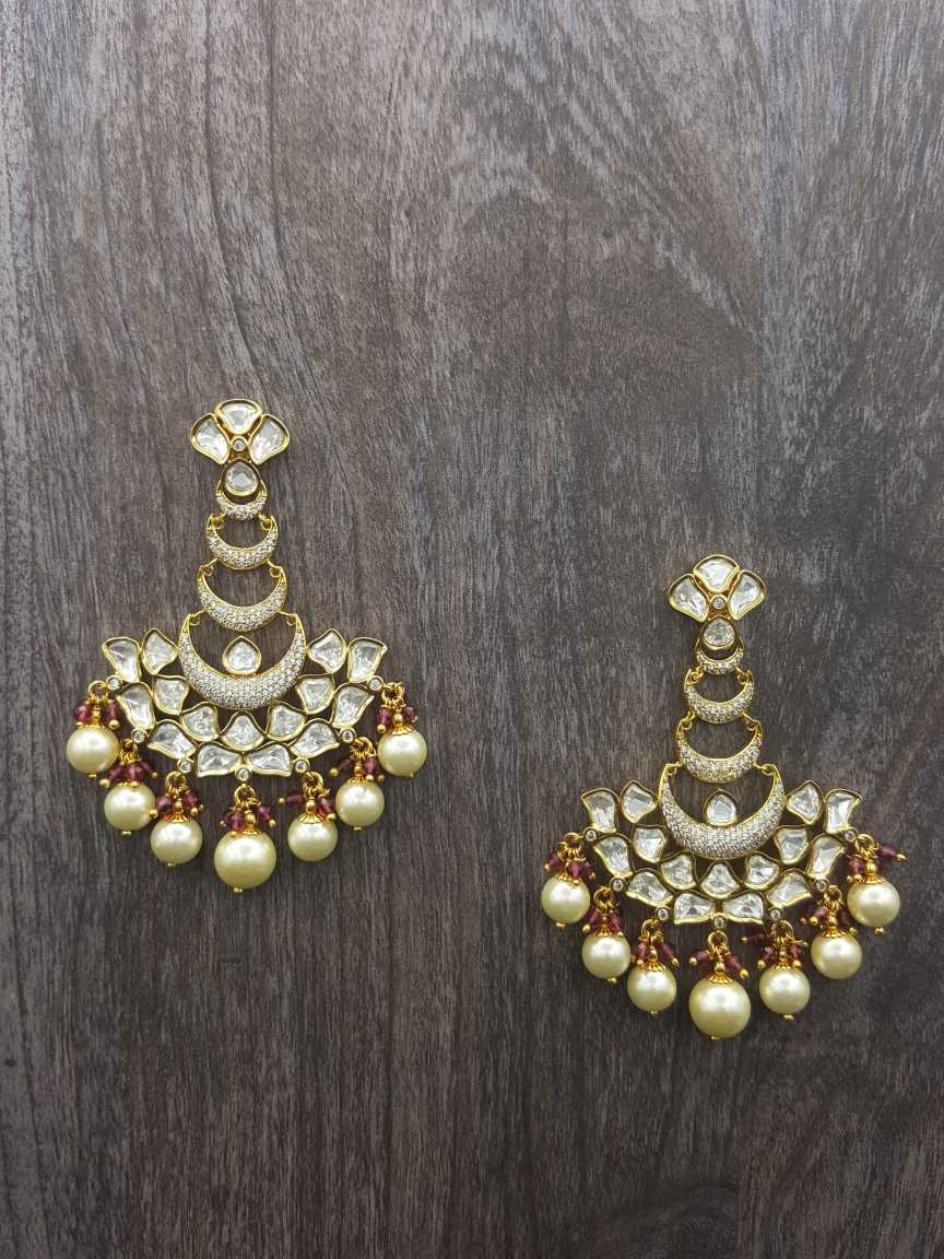 vilandi-earring-ERVL20285CLRNHG