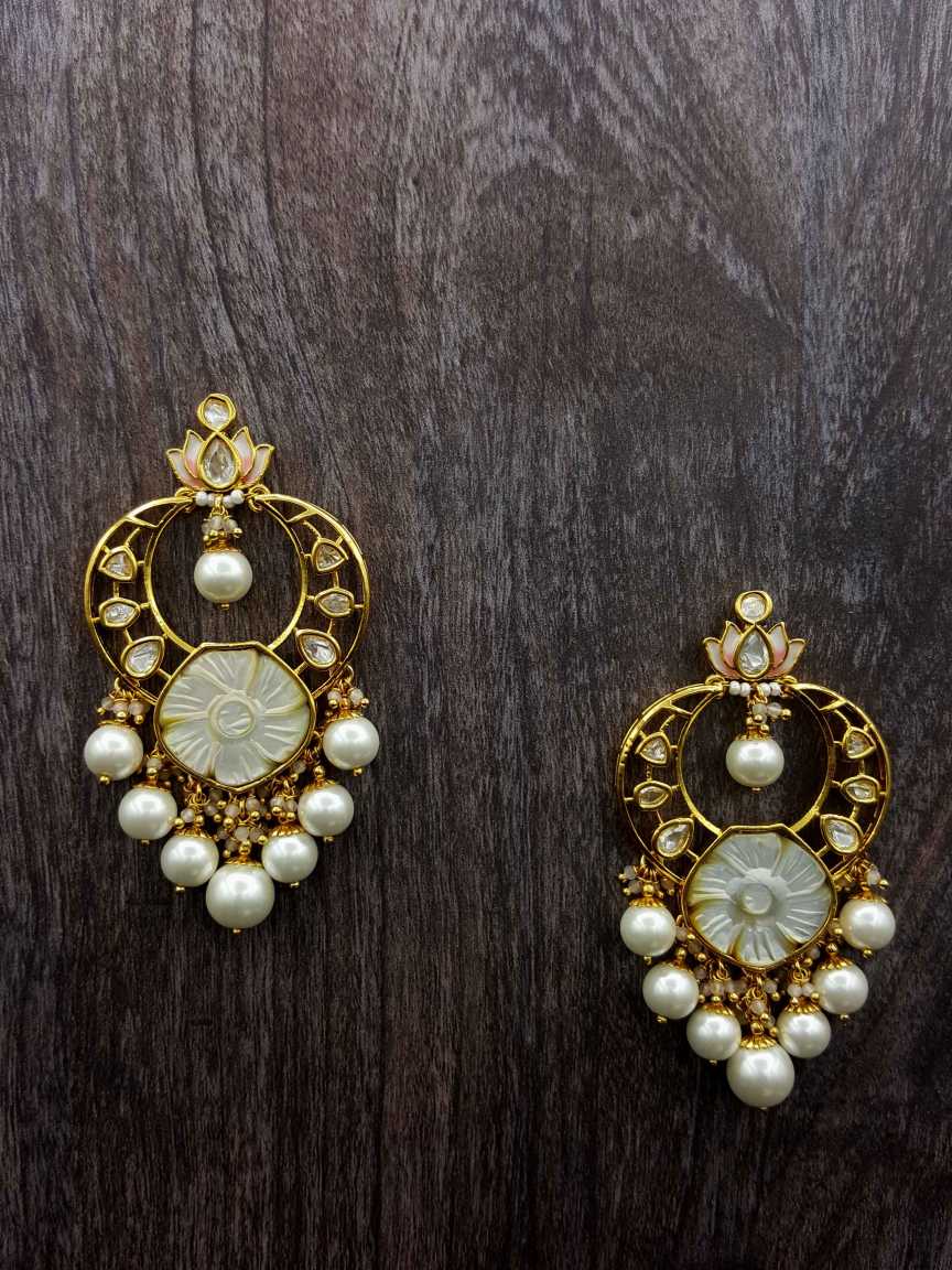 vilandi-earring-ERVL20342WHHG