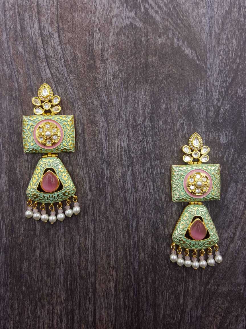 vilandi-earring-ERVL20526GMPKGT