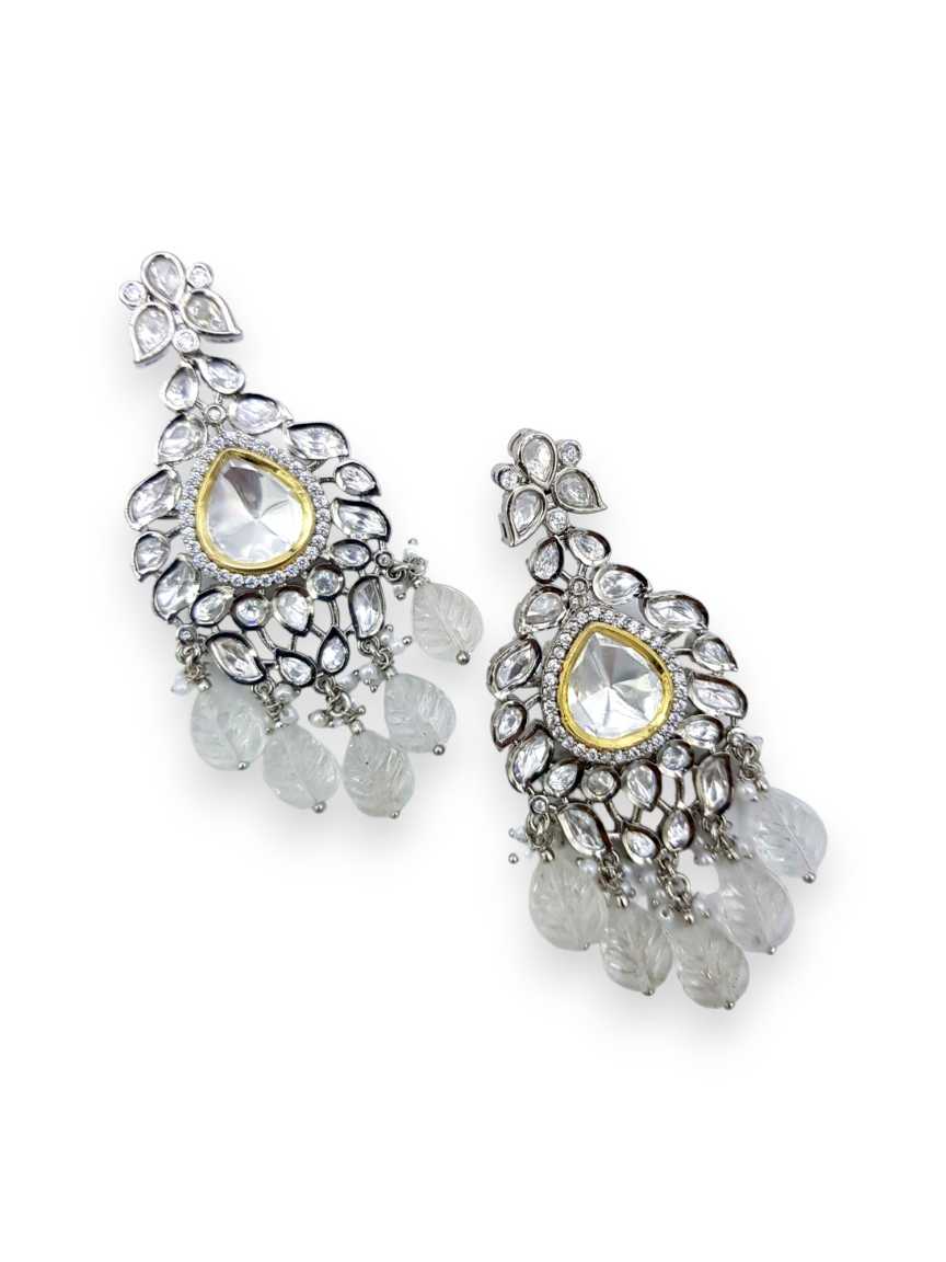 vilandi-earring-ERVL21479WHVC