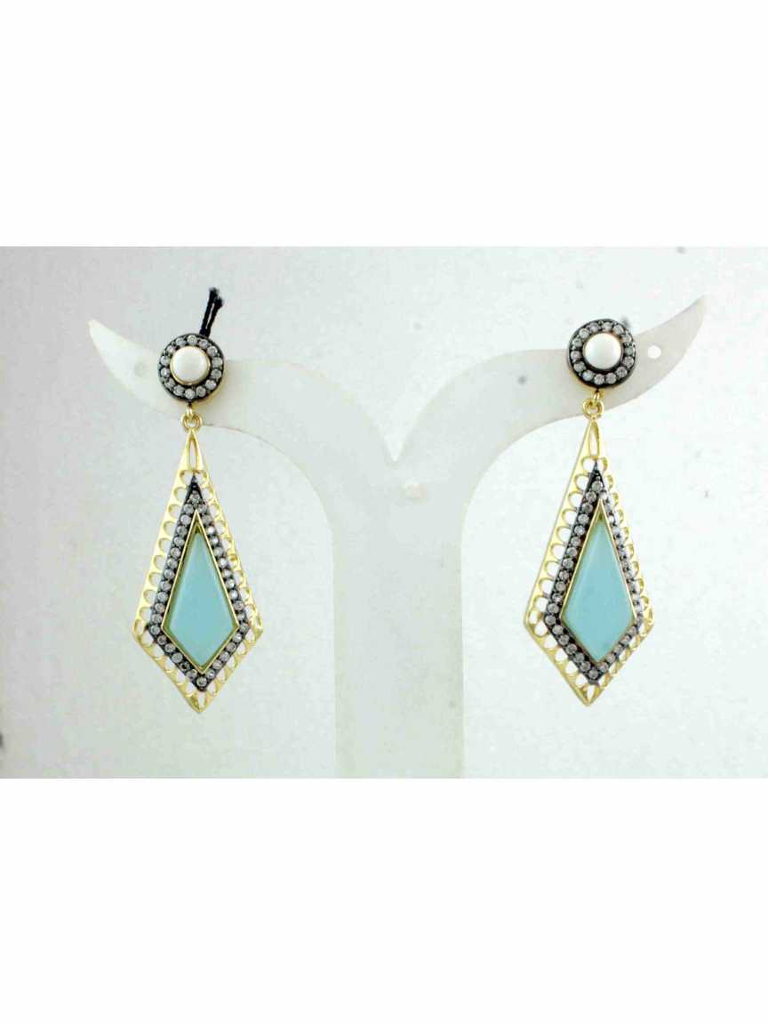 victorian-earring-ERVR12675WHAQBD