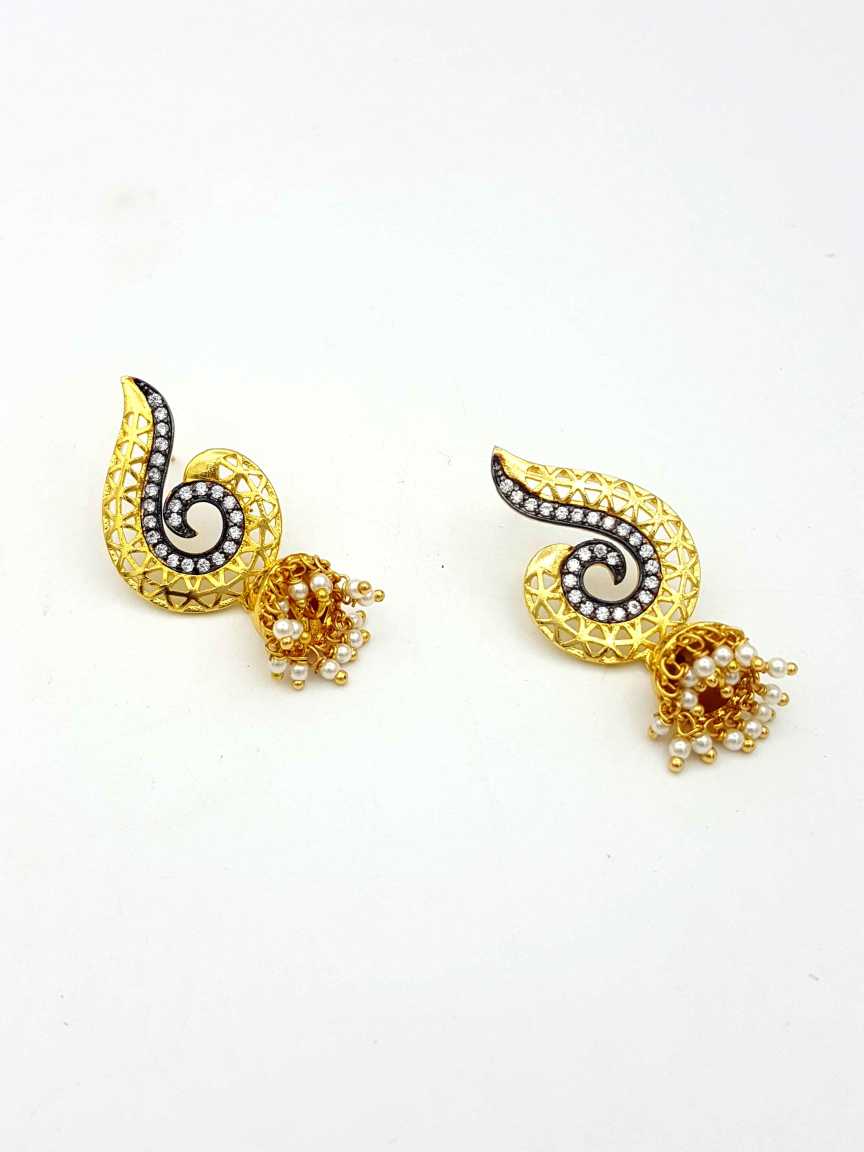 EARRING in ANTIQUE VICTORIAN Style | Design - 18175