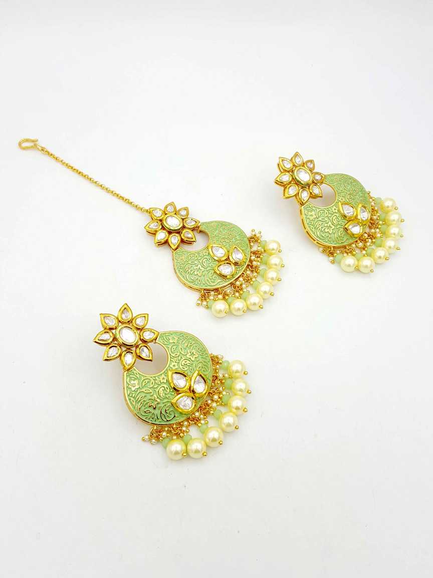 EARRINGS WITH TIKA in VILANDI KUNDAN Style | Design - 19229