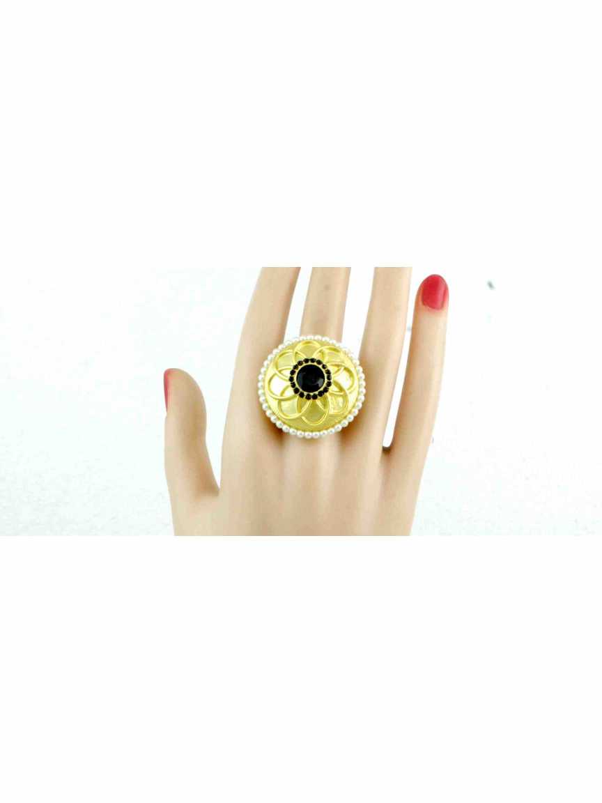 FINGER RING in CHECKERED POLKI Style | Design - 12977