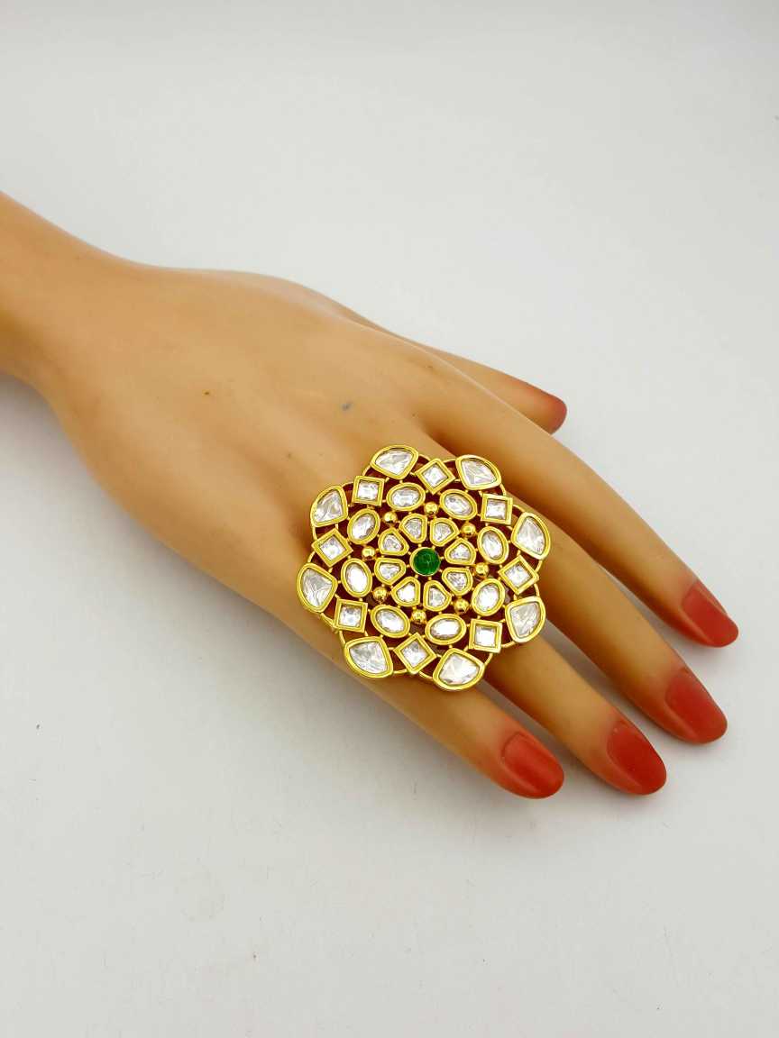 FINGER RING in VILANDI KUNDAN Style | Design - 19131
