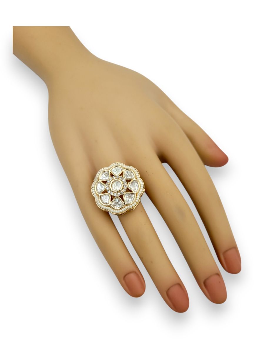 FINGER RING IN VILANDI KUNDAN STYLE | DESIGN - 24065