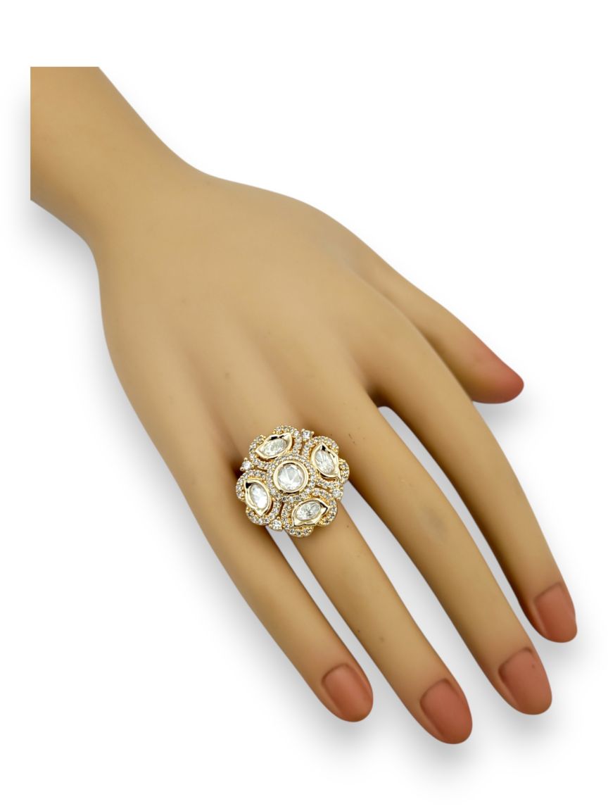 FINGER RING IN VILANDI KUNDAN STYLE | DESIGN - 24066