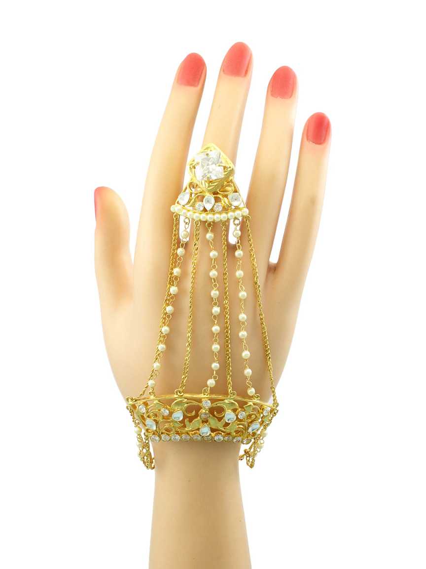HAATH PANJA PHOOL in BOUTIQUE Style | Design - 17010