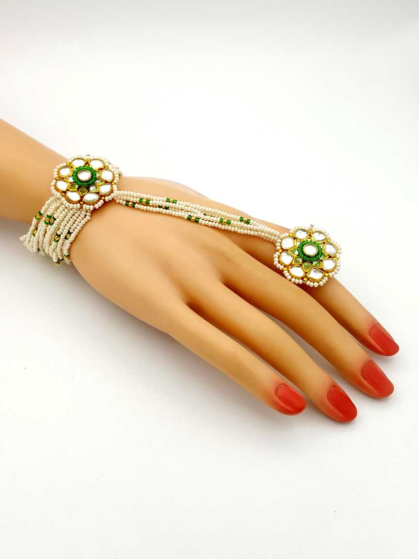 kundan-haath_paan-HPKU17885GNHG