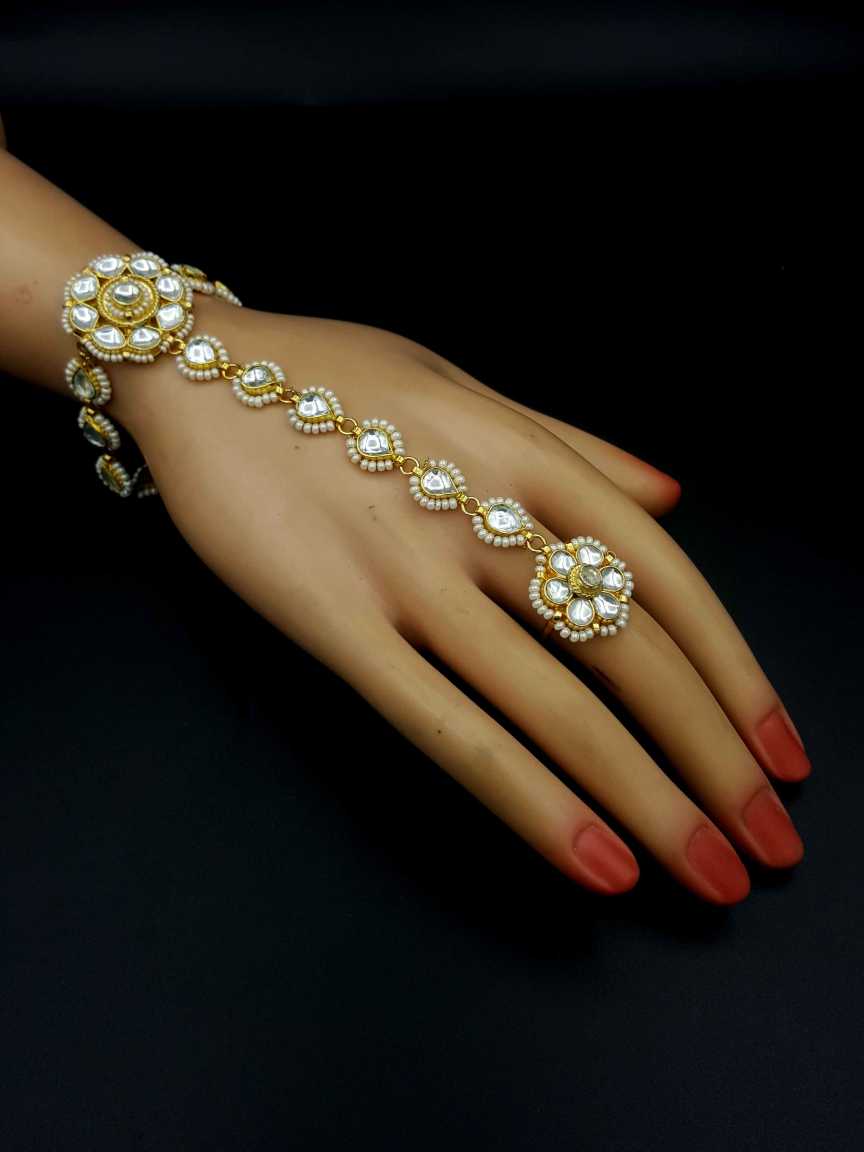 HAATH PANJA PHOOL in JADAU KUNDAN Style | Design - 19496