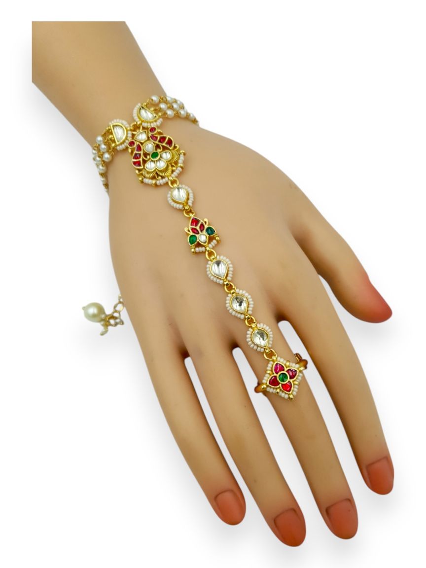 kundan-haath_paan-HPKU23647MGHG