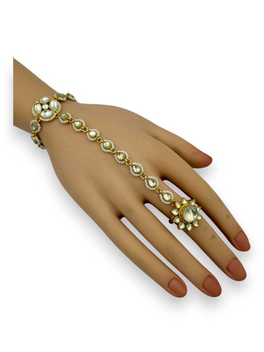 HAATH PANJA PHOOL IN JADAU KUNDAN STYLE | DESIGN - 24157