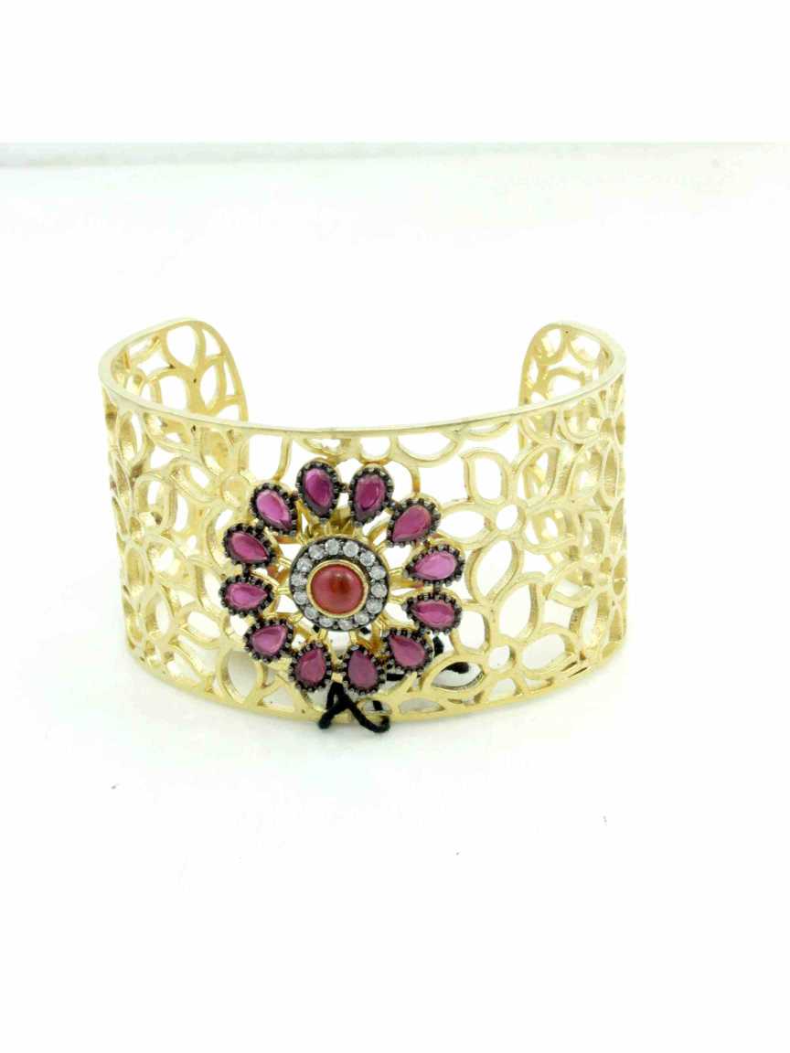 KADA in BOUTIQUE Style | Design - 11834