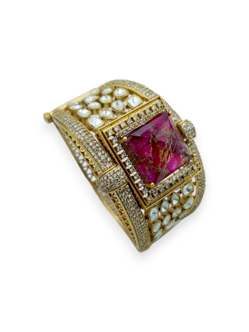 KADA IN BOUTIQUE STYLE | DESIGN - 23759