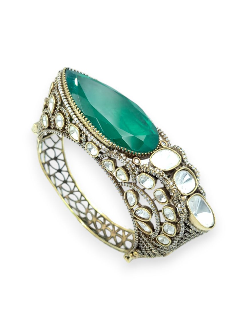 KADA IN BOUTIQUE STYLE | DESIGN - 23843