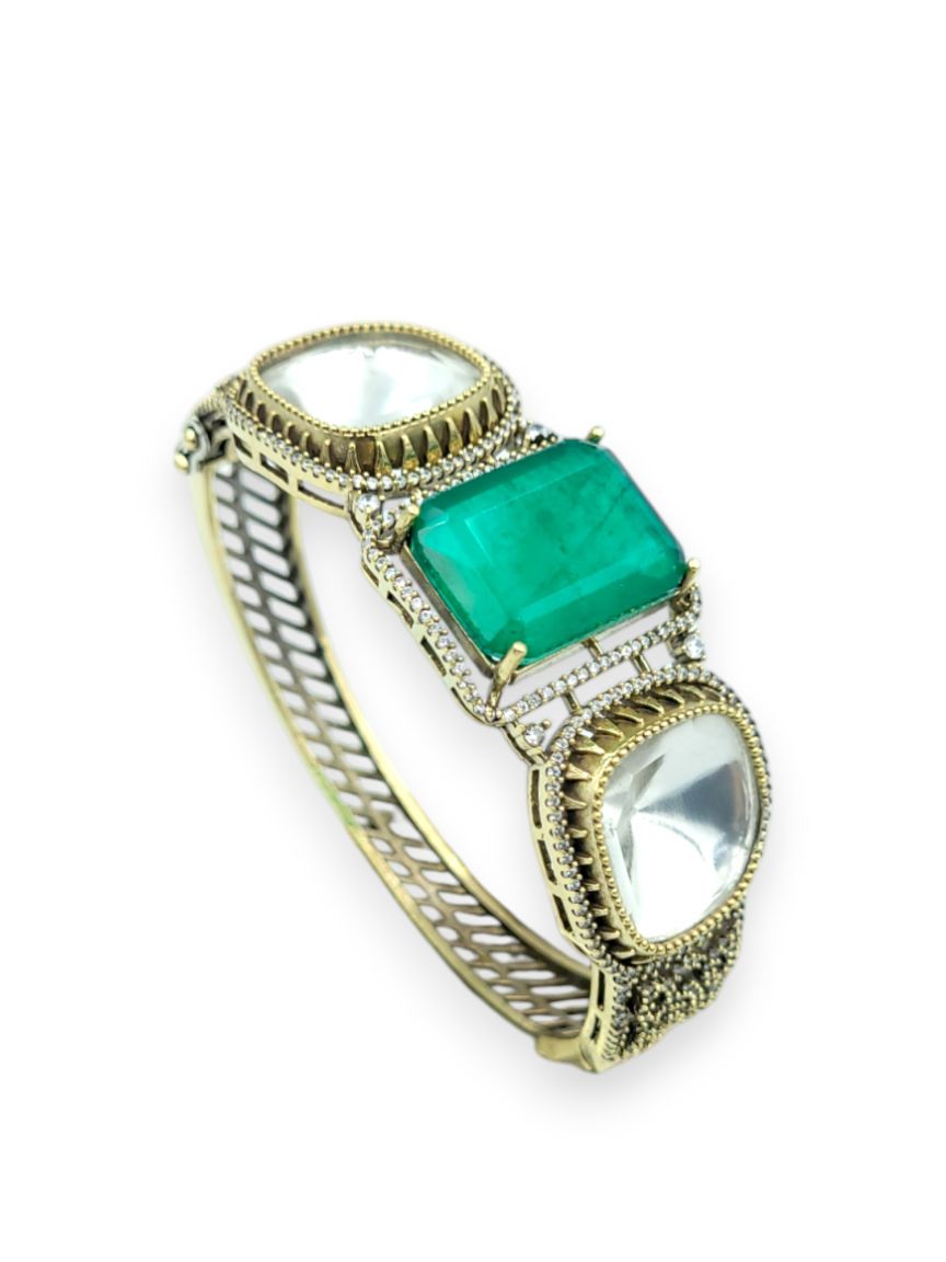 boutique-kada-KDBQ23845GNDG