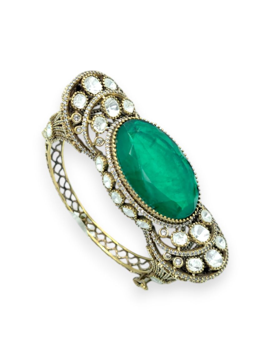 boutique-kada-KDBQ23846GNDG
