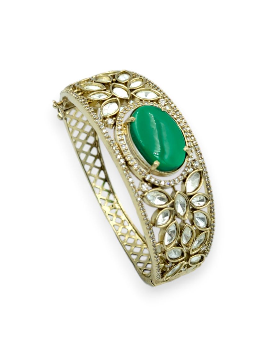 KADA IN BOUTIQUE STYLE | DESIGN - 23936